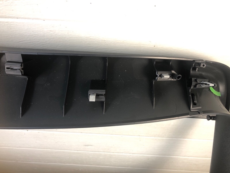 Обшивка крышки багажника Volkswagen Tiguan