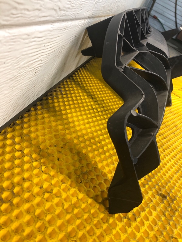 Кронштейн бампера Audi Q7 2014 4LB