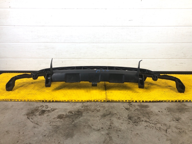 Кронштейн бампера Audi Q7 2014 4LB