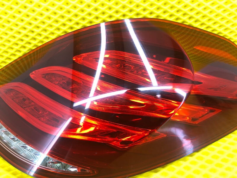 Фонарь задний правый Mercedes-Benz S-Class 2014 W222