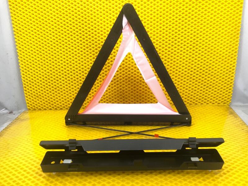 Знак аварийной остановки Mercedes-Benz S-Class 2014 W222