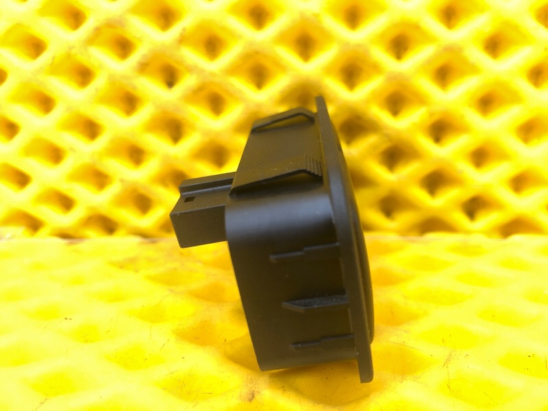 Кнопка закрывания багажника Mercedes-Benz S-Class 2014 W222