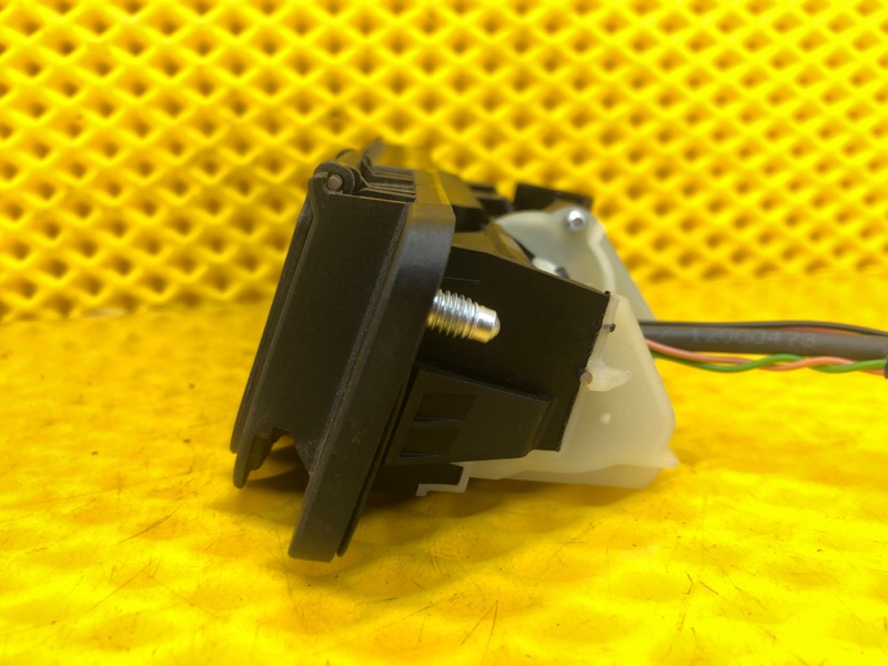 Ручка крышки багажника Mercedes-Benz S-Class 2014 W222