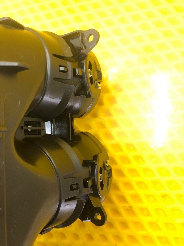 Дефлектор воздуховода центральный Mercedes-Benz S-Class 2014 W222