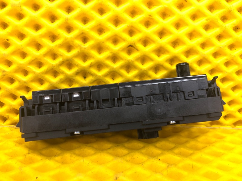 Блок кнопок Mercedes-Benz S-Class 2014 W222