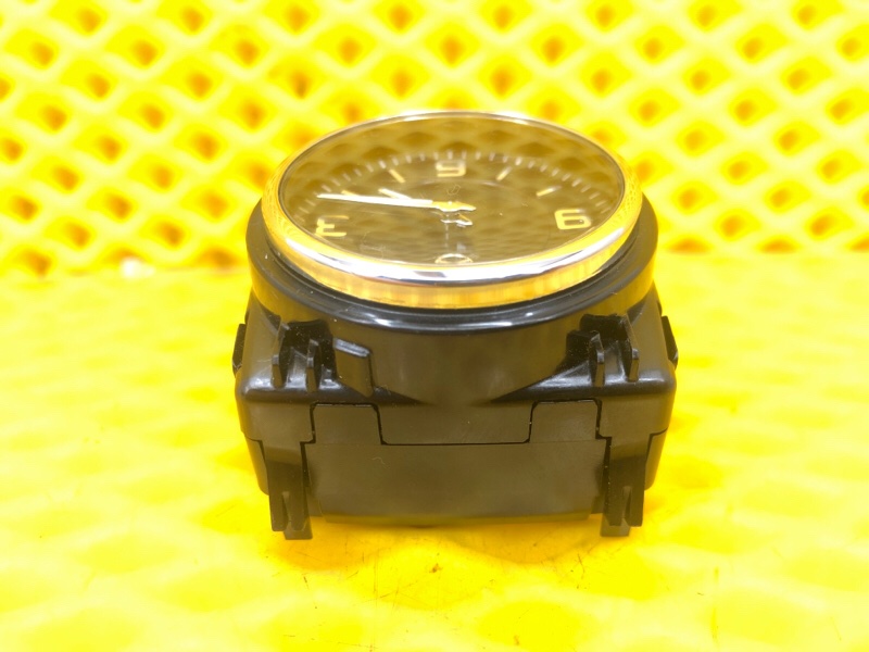 Часы Mercedes-Benz S-Class 2014 W222