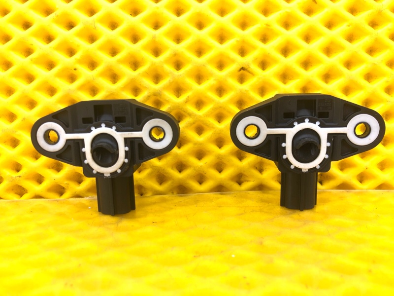 Датчик удара двери Volkswagen Tiguan