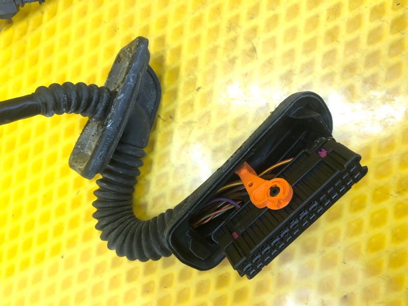 Проводка двери Volkswagen Tiguan