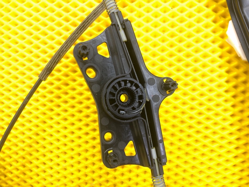 Стеклоподъемник передней левой двери (трапеция) Mercedes-Benz S-Class 2014 W222