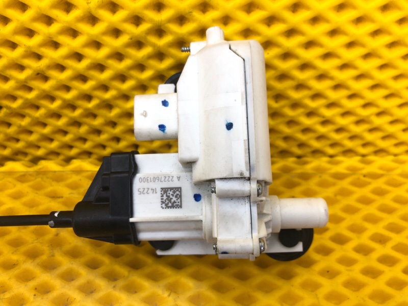 Доводчик двери Mercedes-Benz S-Class 2014 W222