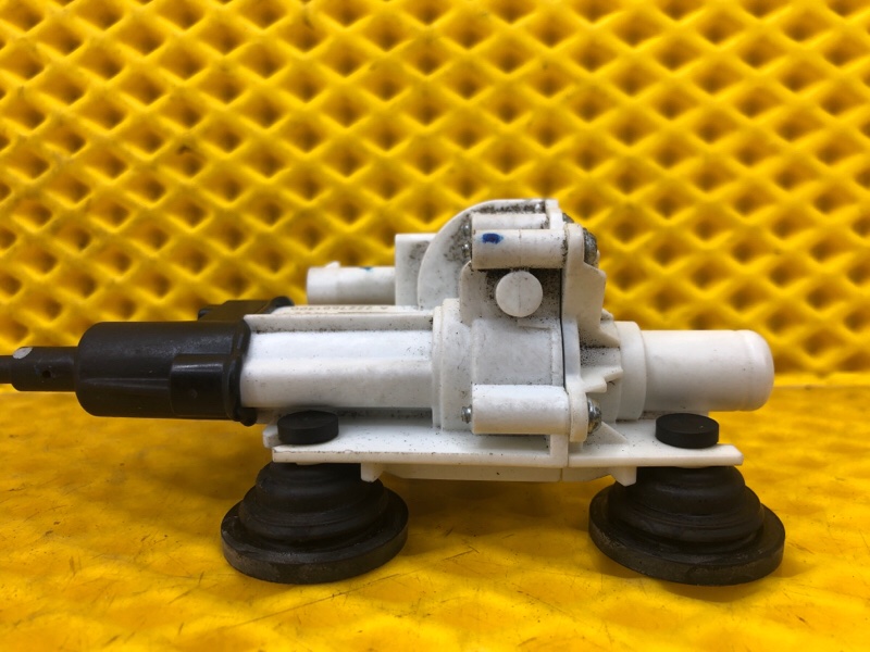 Доводчик двери Mercedes-Benz S-Class 2014 W222