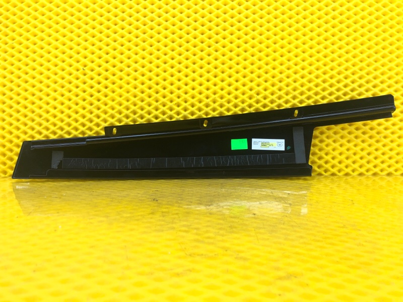 Накладка двери передней левой Mercedes-Benz S-Class 2014 W222