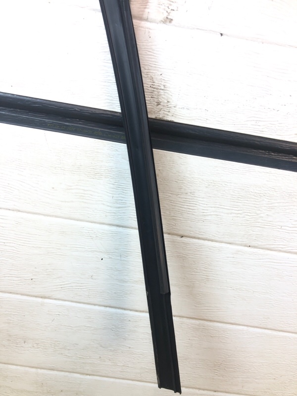 Уплотнитель стекла двери Mercedes-Benz S-Class 2014 W222