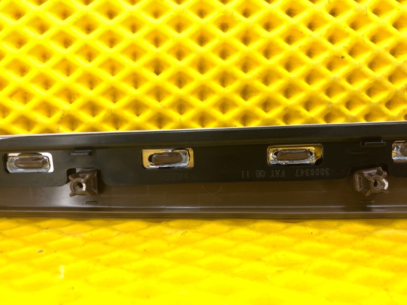 Накладка декоративная передней левой двери Mercedes-Benz S-Class 2014 W222