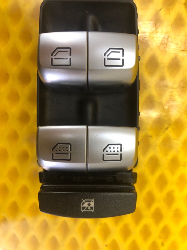 Блок кнопок Mercedes-Benz S-Class 2014 W222