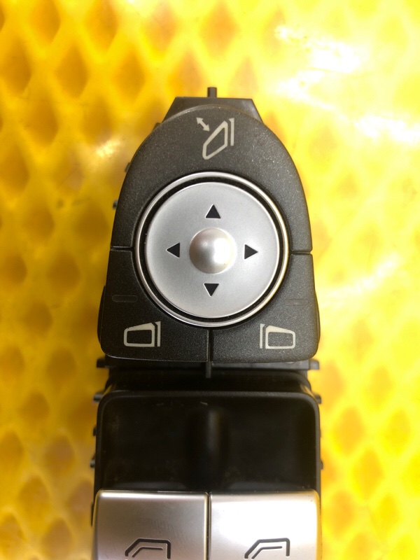 Блок кнопок Mercedes-Benz S-Class 2014 W222