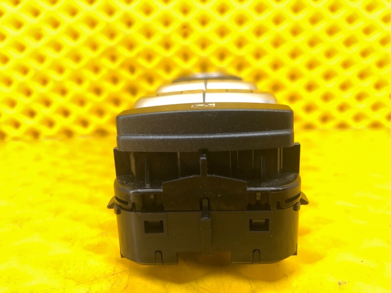 Блок кнопок Mercedes-Benz S-Class 2014 W222