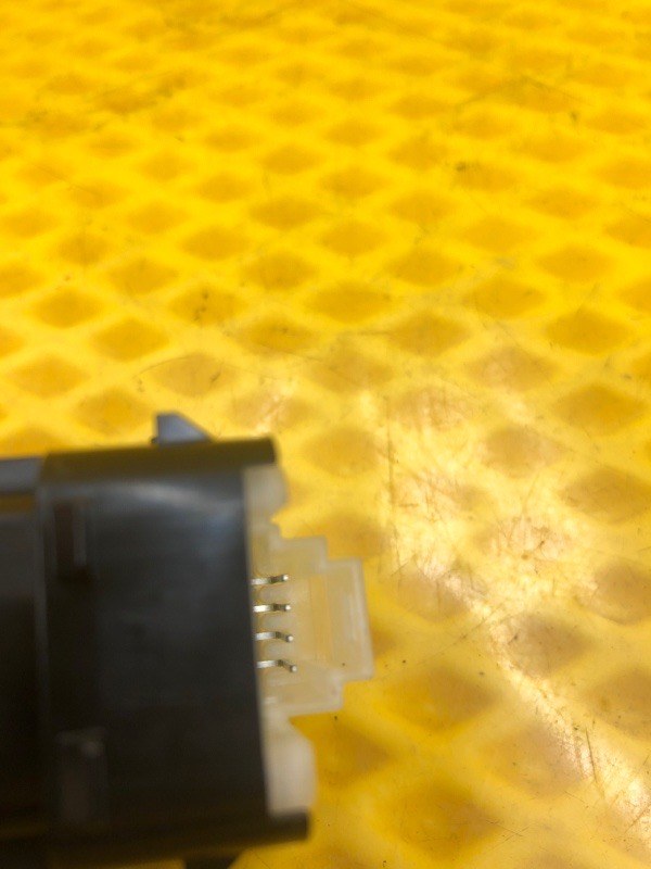 Кнопка открывания крышки багажника Mercedes-Benz S-Class 2014 W222