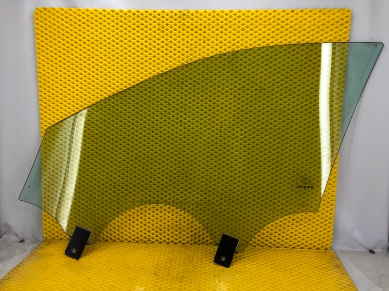 Стекло двери переднее правое Mercedes-Benz S-Class 2014 W222