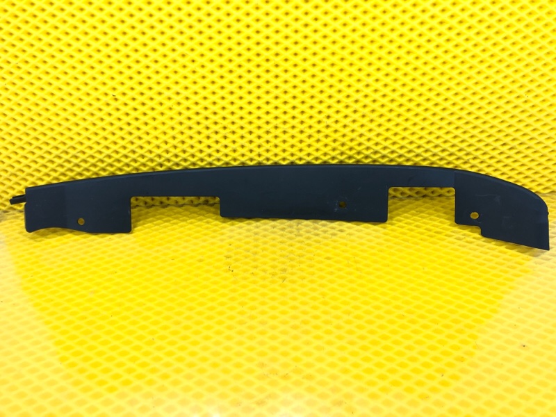 Уплотнитель двери передней правой Mercedes-Benz S-Class 2014 W222