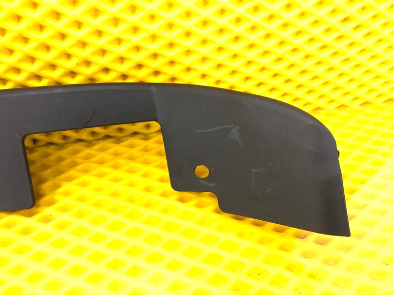 Уплотнитель двери передней правой Mercedes-Benz S-Class 2014 W222