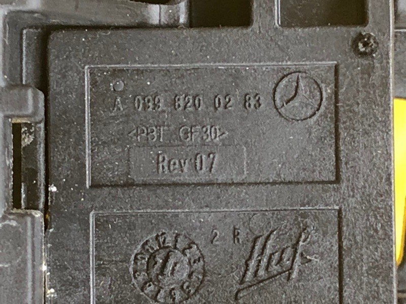 Кронштейн ручки двери передней правой Mercedes-Benz S-Class 2014 W222