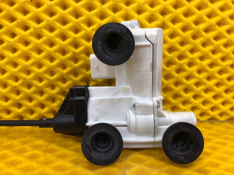 Доводчик двери Mercedes-Benz S-Class 2014 W222