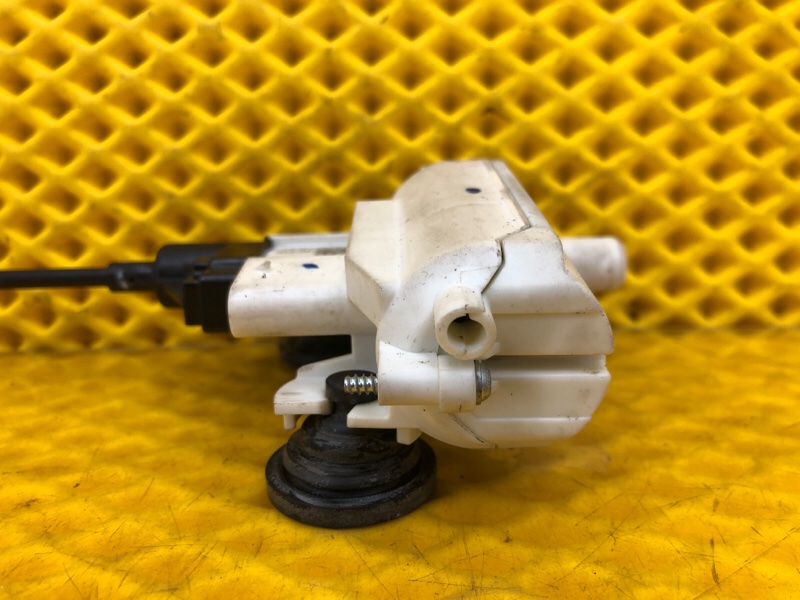 Доводчик двери Mercedes-Benz S-Class 2014 W222