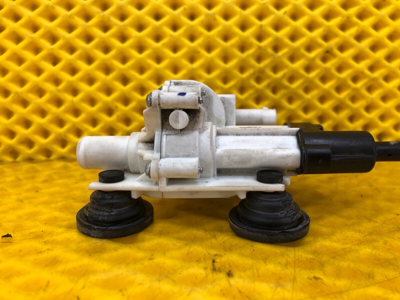 Доводчик двери Mercedes-Benz S-Class 2014 W222