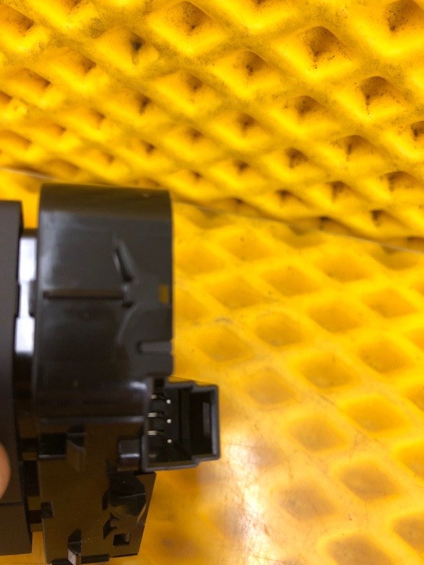 Кнопка центрального замка Mercedes-Benz S-Class 2014 W222