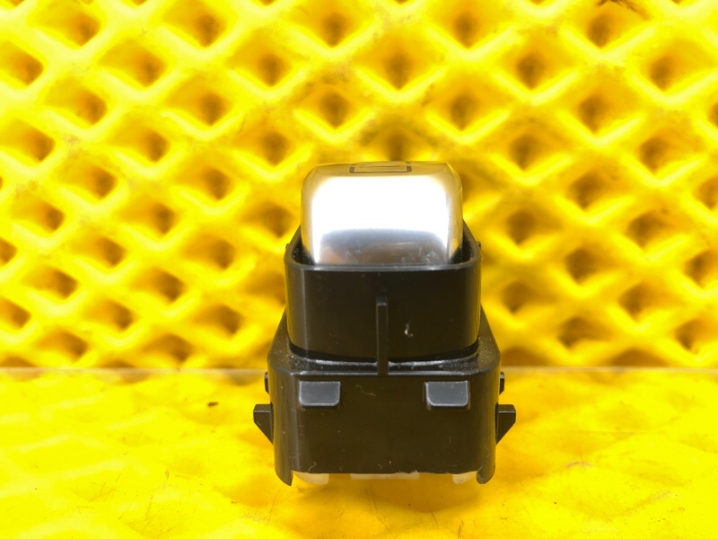 Кнопка стеклоподъемника передней двери Mercedes-Benz S-Class 2014 W222