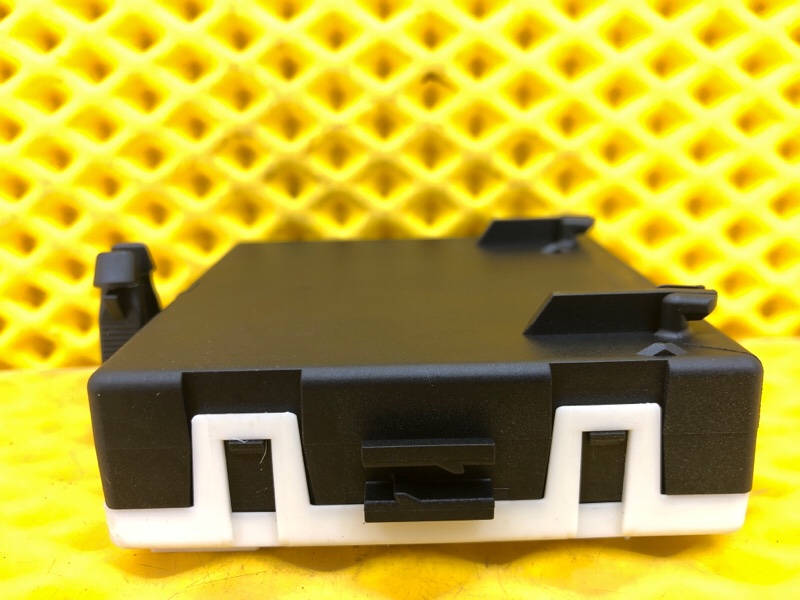 Блок комфорта двери Mercedes-Benz S-Class 2014 W222