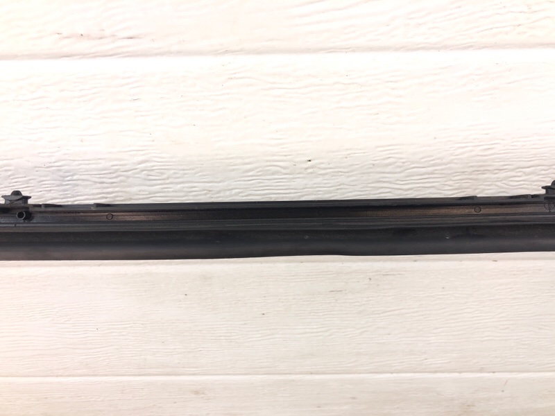 Уплотнитель двери передней правой Mercedes-Benz S-Class 2014 W222