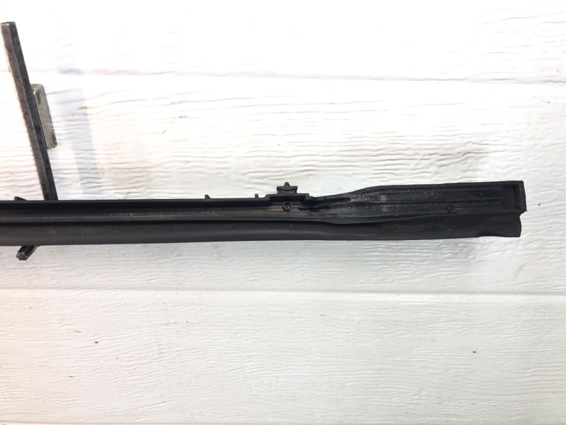 Уплотнитель двери передней правой Mercedes-Benz S-Class 2014 W222