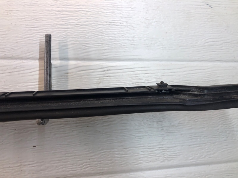 Уплотнитель двери передней правой Mercedes-Benz S-Class 2014 W222