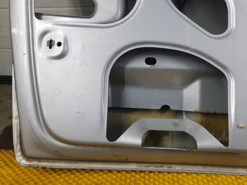 Крышка багажника Volkswagen Touareg 2003 7L6