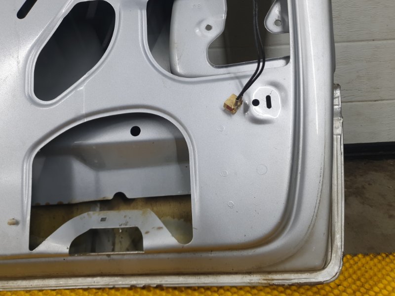 Крышка багажника Volkswagen Touareg 2003 7L6