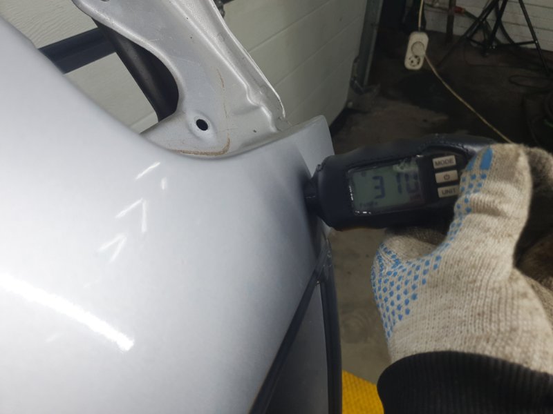 Крышка багажника Volkswagen Touareg 2003 7L6