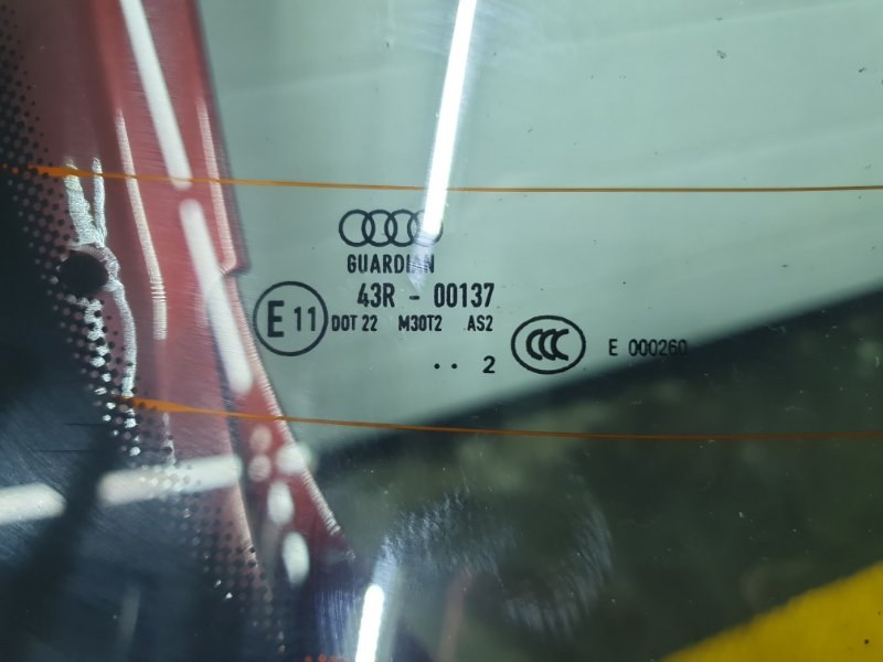 Стекло крышки багажника Audi Q7 2014 4LB