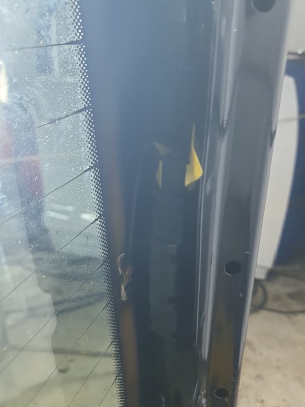 Стекло крышки багажника Volkswagen Tiguan 2013 5N1