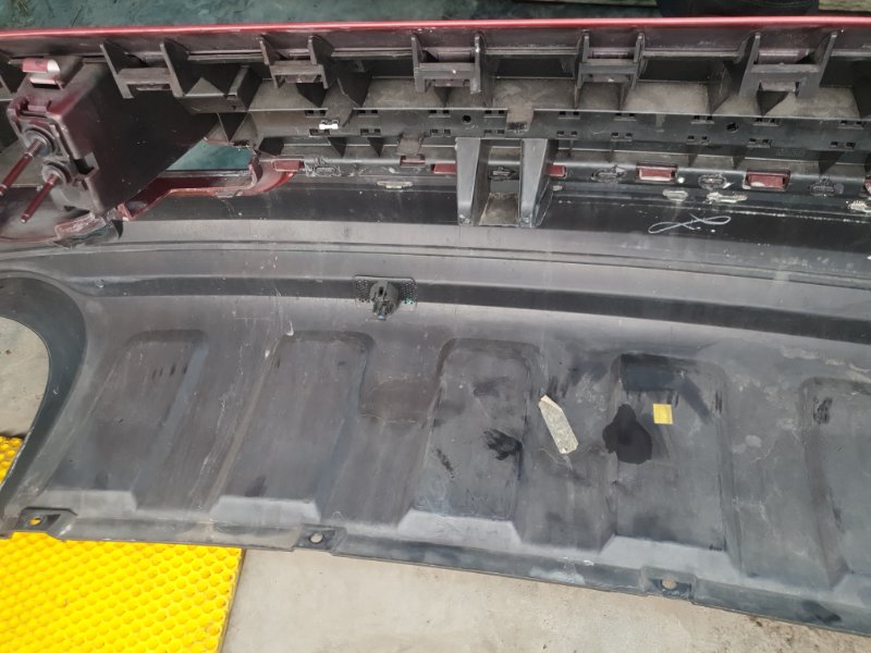 Бампер Audi Q7 2014 4LB