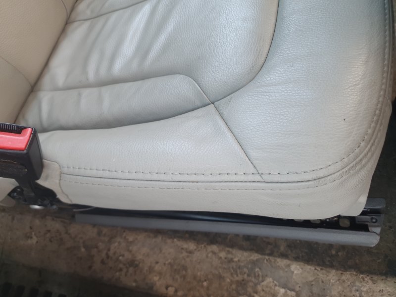 Комплект сидений Audi Q7 2014 4LB