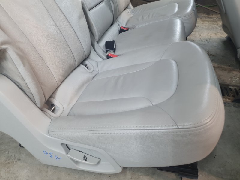 Комплект сидений Audi Q7 2014 4LB