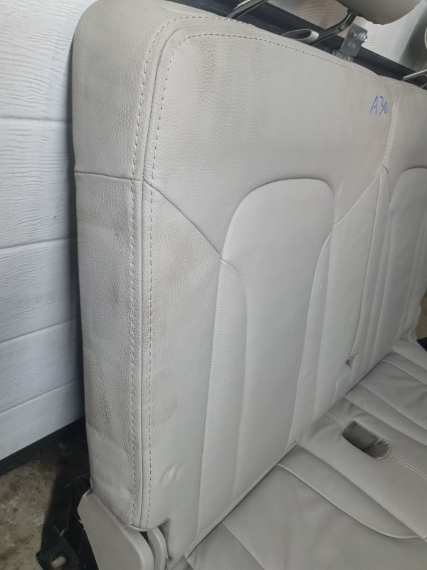 Комплект сидений Audi Q7 2014 4LB