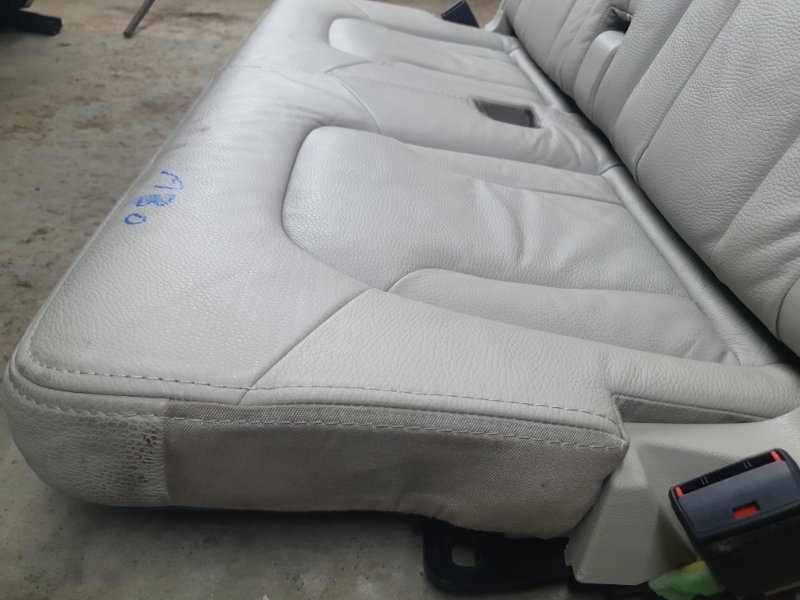 Комплект сидений Audi Q7 2014 4LB