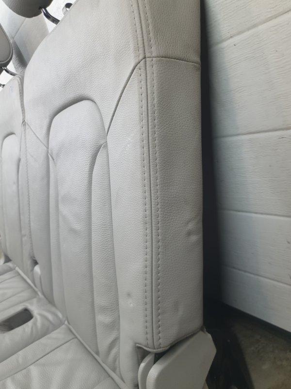 Комплект сидений Audi Q7 2014 4LB