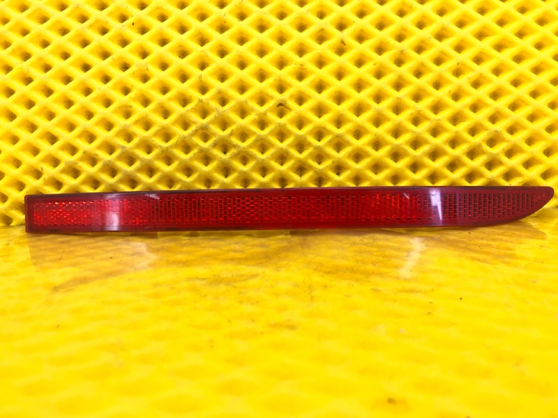 Катафот бампера Volkswagen Tiguan 2013 5N1