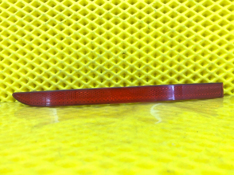 Катафот бампера Volkswagen Tiguan 2013 5N1