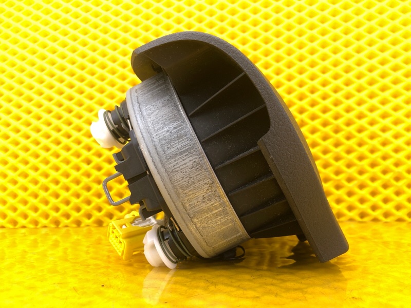 Подушка безопасности в руль Volkswagen Tiguan 2013 5N1