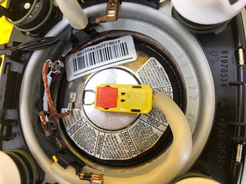 Подушка безопасности в руль Volkswagen Tiguan 2013 5N1